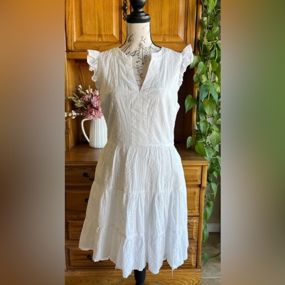 Laundry by Shelli Segal White Eyelet Tiered Cotton Flutter Sleeve Dress 4 Pocket